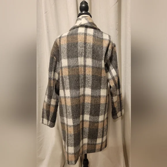 Lucky Brand Plaid Teddy Jacket - Gray, White, Tan - Picture 2 of 5